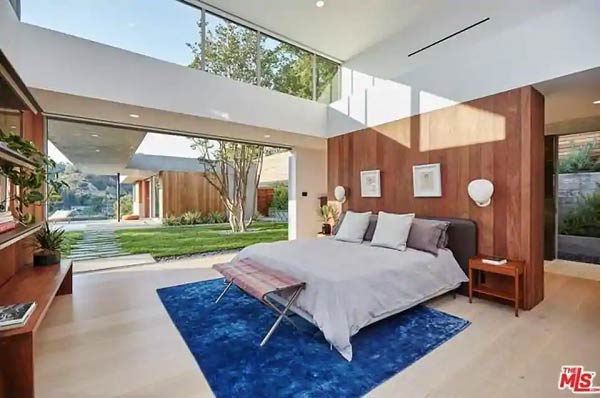 शादी के बाद इस घर में रहेंगे निक जोनस और प्रियंका चोपड़ा, 47 करोड़ है इसकी कीमत, देखे तस्वीरे priyanka chopra,nick jonas,nick jonas house,nick jonas priyanka house,nick jonas los angeles house,priyanka chopra nick jonas relationship