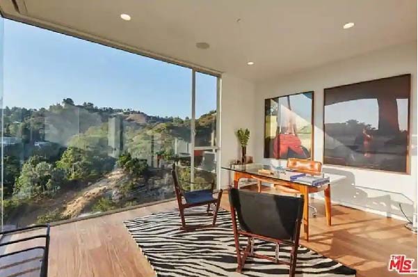 शादी के बाद इस घर में रहेंगे निक जोनस और प्रियंका चोपड़ा, 47 करोड़ है इसकी कीमत, देखे तस्वीरे priyanka chopra,nick jonas,nick jonas house,nick jonas priyanka house,nick jonas los angeles house,priyanka chopra nick jonas relationship