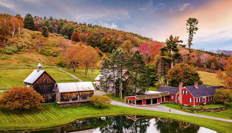 must visit villages,most beautiful viilages,clovelly,england,deia,spain,woodstock,vermont,bellagio,italy,wengen,switzerland,les baux,france,ara,ska,bing,denmark,motovun,croatia,north hatley,quebec,canada