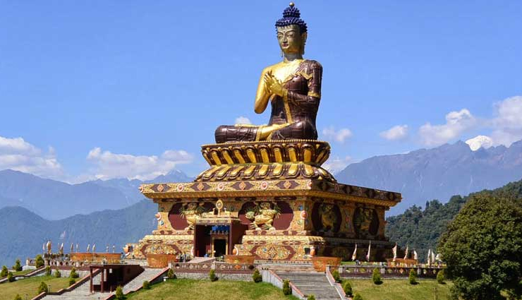 ravangla,tarkarli,munsiyari,chopta,mawlynnong,must visit villages,villages in india,india