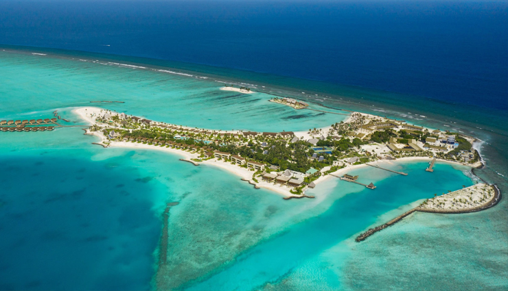 maldives,amazing places to visit,travel destinations,must-visit locations,paradise islands,tropical getaways,beach vacations,maldivian attractions,top tourist spots,stunning landscapes,breathtaking beaches,underwater beauty,diving spots,snorkeling destinations,luxury resorts,romantic escapes,cultural experiences,adventure activities,island hopping,maldives travel guide,vacation ideas