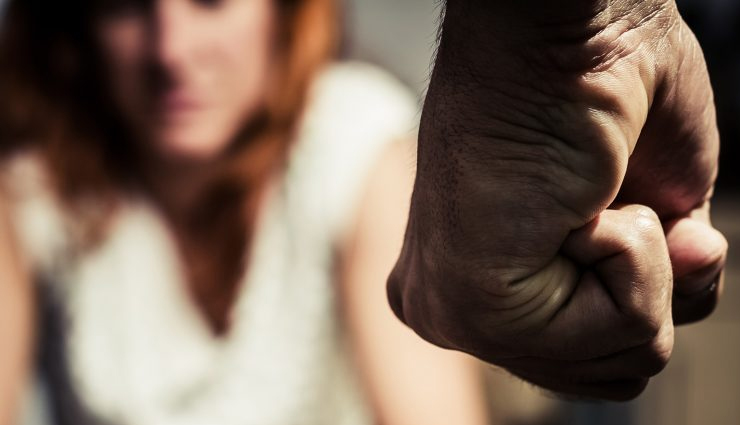 रिलेशनशिप में इन बातों को नजरअंदाज करना पड़ेगा भारी, जानें और अपने हक के लिए उठाए आवाज relationship,relationship tips