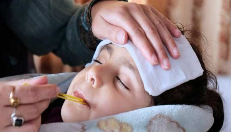 वायरल फीवर का रामबाण इलाज है ये 4 देसी चीजें, कुछ ही समय में दिखाती है अपना असर 
