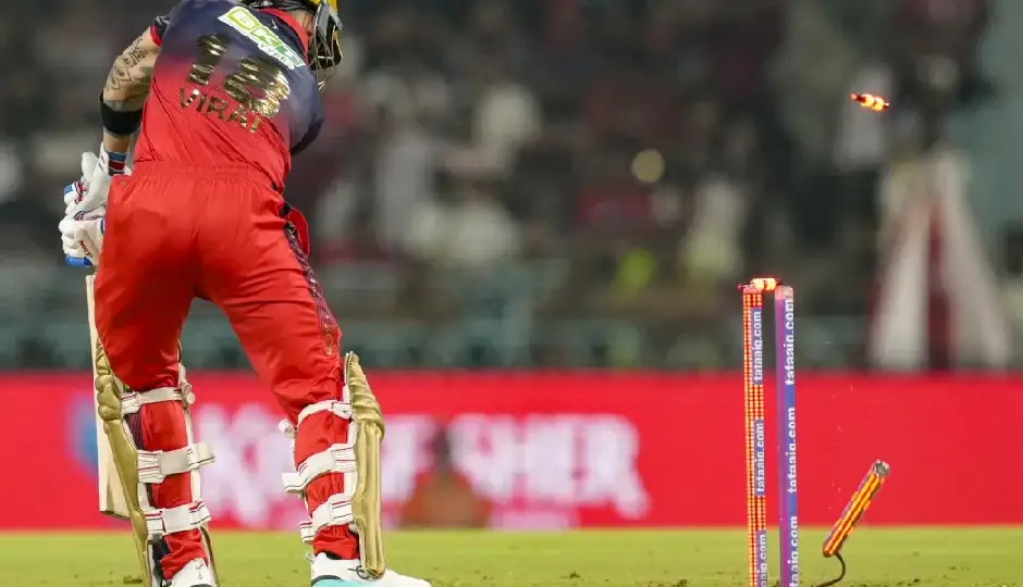 VIDEO: 140.4 kmph की रफ्तार वाली गेंद पर विराट कोहली रह गए दंग, 9 साल बाद IPL में दिखा ऐसा अनोखा नजारा; प्रिंस यादव ने डक पर किया बोल्ड