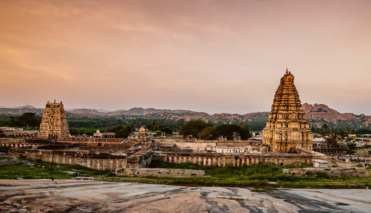 hampi tourist attractions,top places in hampi,hampi historical sites,hampi travel guide,things to do in hampi,hampi unesco world heritage,hampi sightseeing spots,hampi ancient ruins,hampi heritage sites,hampi historical monuments