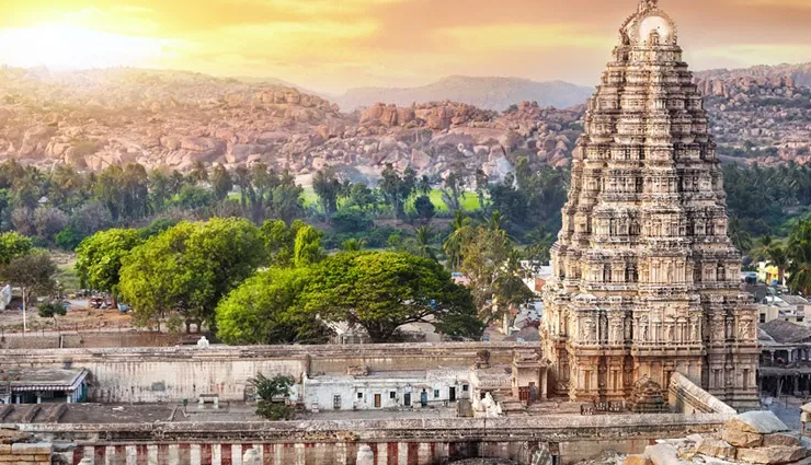 द्रविड़ शैली का बेहतरीन नमूना है हम्पी का विरुपाक्ष मंदिर, जानें इससे जुड़ी जानकारी 