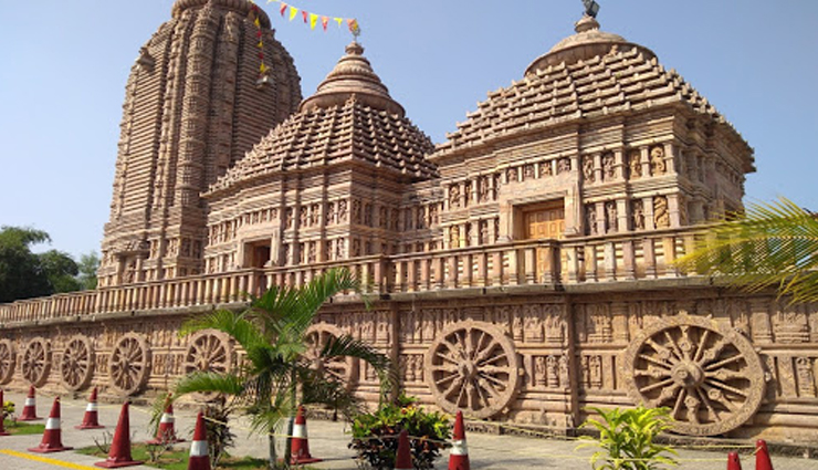 9 Most Famous Lord Vishnu Temples To Visit In India Lifeberrys 9 Most Famous Lord Vishnu Temples To Visit In India Lifeberrys
