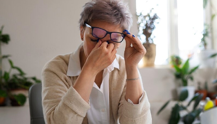 body warning signs,health symptoms to watch,signs you should not ignore,early signs of illness,body signals of disease,symptoms of serious health problems,human body health indicators,listen to your body,medical warning signs,preventive health care