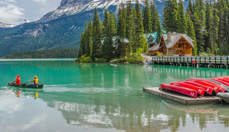 yoho national park,natural wonderland in canada,canadian rockies,majestic mountains,stunning waterfalls,alpine lakes in yoho national park,ancient glaciers of yoho national park,burgess shale fossils,outdoor activities in yoho national park,visitor amenities in yoho national park