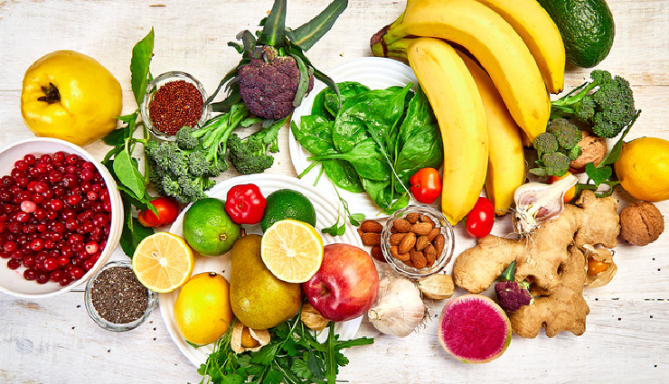 chikungunya treatment at home,foods for chikungunya recovery,diet for chikungunya patients,leafy greens for chikungunya,apples and plantains for chikungunya,vitamin c and e foods for chikungunya,liquid-based foods for chikungunya,omega-3 fatty acids for chikungunya,home remedies for chikungunya symptoms,chikungunya dietary recommendations,nutritious foods for chikungunya patients,managing chikungunya with diet,natural remedies for chikungunya relief,healthy eating during chikungunya illness,foods to avoid during chikungunya