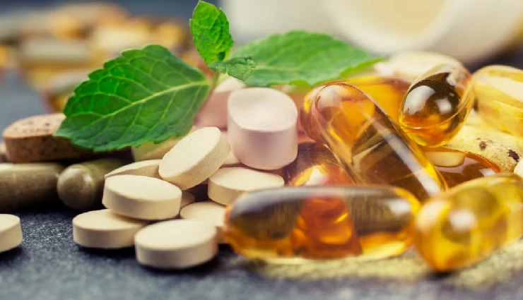 premature greying hair,white hair causes,grey hair remedies,natural ways to stop grey hair,slow down hair greying,melanin loss hair,hair nutrition tips,vitamin b12 for hair,iron for hair,natural hair care,lifestyle tips for healthy hair