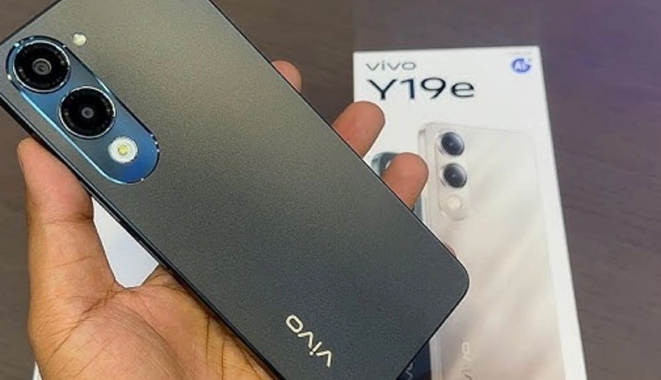 जेब में है ₹8,000 और खरीदना है बढ़िया स्मार्टफोन? इन 8 टॉप मॉडल्स में से कोई भी चुनें आप! smartphones under 8000,budget phones under 8000,best phones below 8000,cheap smartphones,poco phones under 8000,lava phones under 8000,vivo budget phones,realme narzo under 8000,samsung budget smartphone,redmi budget phones,motorola budget phones