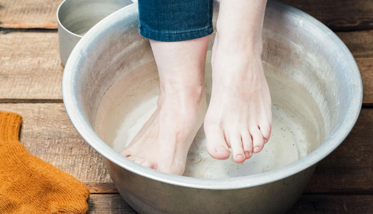 fight smelly feet,smelly feet,tips for smelly feet,beauty tips,beauty hacks
