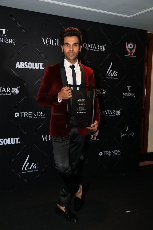 Vogue Beauty Awards 2018: शाहरुख-सैफ से जान्हवी-कैटरीना तक, इन स्टार्स ने अवॉर्ड शो में लगाए चार चांद... देखें तस्वीरें vogue beauty awards,vogue fashion magazine,awards 2018