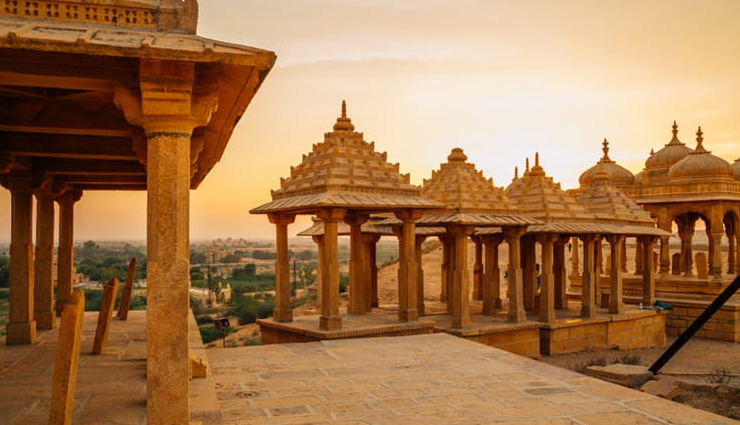 jaisalmer,jaisalmer tourism,tourist places in jaisalmer,rajasthan tourism,tourist places in rajasthan,holidays in rajasthan,best time to visit jaisalmer