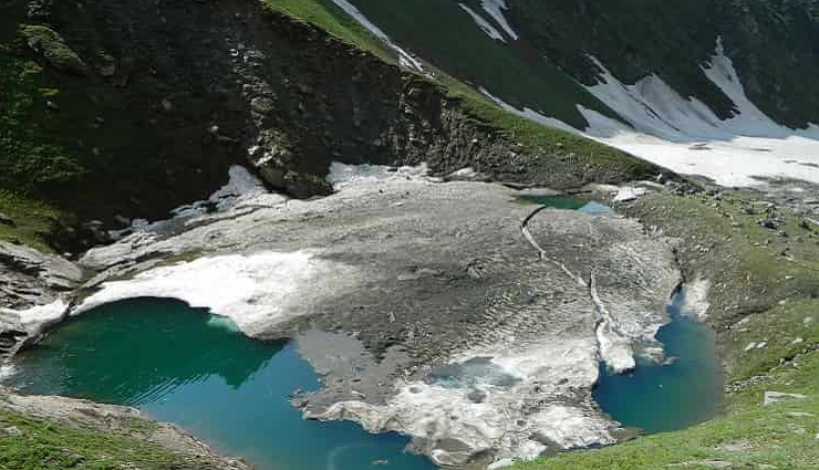 tourist attractions in manali,best places to visit in manali,natural landmarks in himachal pradesh,adventure activities in manali,top tourist spots in himachal pradesh,hill stations in himachal pradesh,manali tourism guide,hidden gems in manali,popular tourist destinations in himachal pradesh,must-visit places in manali