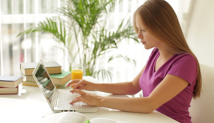 healthy living,5 things to keep in mind if you wear contact lenses,tips to keep eyes healthy with contact lenses,contact lenses care tips,do and dont of wearing contact lenses