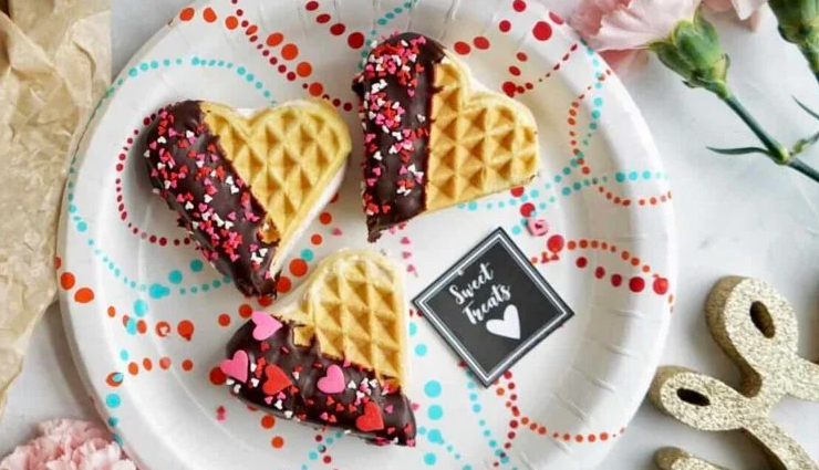 waffle heart sandwiches,hunger struck,food,easy recipe