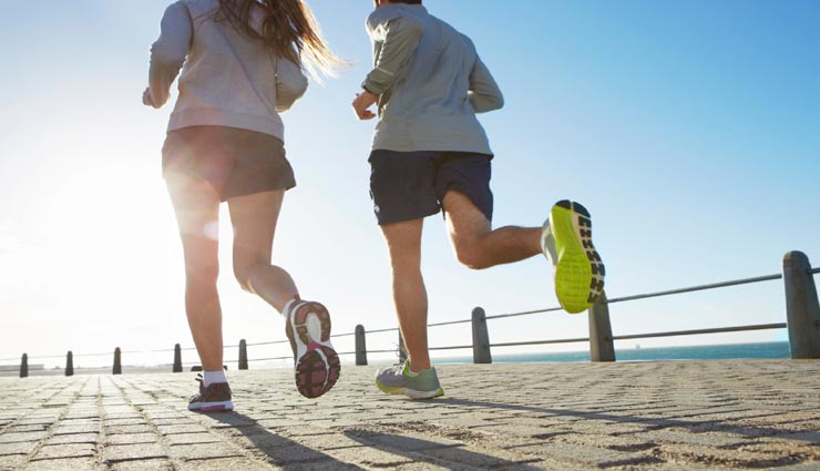 फिट रहने के लिए जरूरी नहीं जिम ही जाया जाए, ये 5 बातें रखेंगी आपकी सेहत का ख्याल