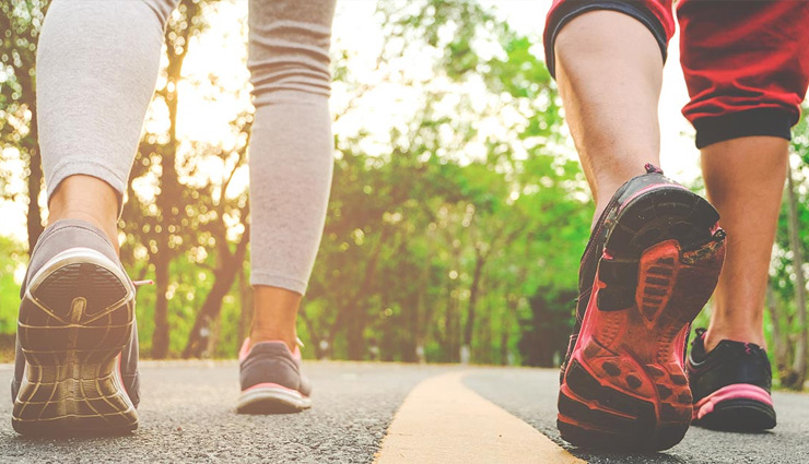 रोजाना 7000 स्टेप्स चलने से मौत का खतरा 50 से 70% तक कम, नई स्टडी में दावा