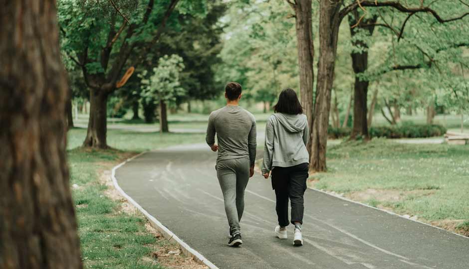 18 Health Benefits of Walking