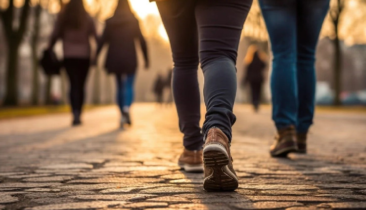 10 Most Common Walking Mistakes To Avoid