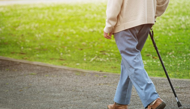 home remedies for excessive farting,flatulence remedies,natural ways to reduce gas,ginger for gas relief,fennel seeds for bloating,stop excessive gas naturally,peppermint tea for flatulence,apple cider vinegar for gas,foods to avoid for flatulence