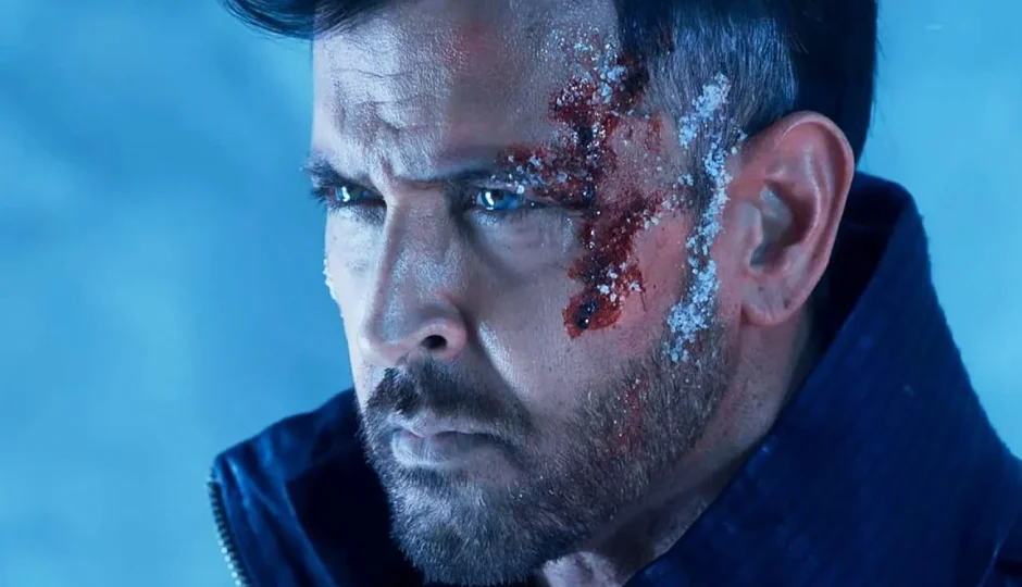 War 2 Box Office: शनिवार के मुकाबले रविवार की कमाई में आई मामूली बढ़त, कुल कलेक्शन 221 करोड़