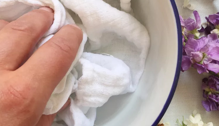 home remedies for redness,face redness solutions,quick redness relief,natural treatments for facial redness,redness on face remedies,diy redness treatments,effective home remedies for facial redness,reduce redness naturally,soothe face redness quickly,fast redness relief