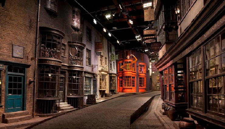 harry potter european locations,must-visit harry potter sites in europe,alnwick castle harry potter,london zoo harry potter scene,warner bros. studio tour harry potter,platform 9¾ king cross,czocha castle harry potter larp,the elephant house edinburgh,jacobite steam train harry potter,harry potter filming locations in europe,harry potter attractions in europe,european harry potter experiences,alnwick castle hogwarts filming location,king cross station platform 9¾,harry potter tours in europe,harry potter-inspired travel in europe,must-see harry potter spots in europe,real-life harry potter destinations in europe,harry potter fan sites in europe,harry potter-themed travel experiences in europe