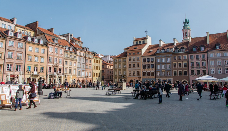 warsaw,poland,places to visit in warsaw,the many museums,palace of culture and science,old town,lazienki park,wedel chocolate factory,polands presidential palace
