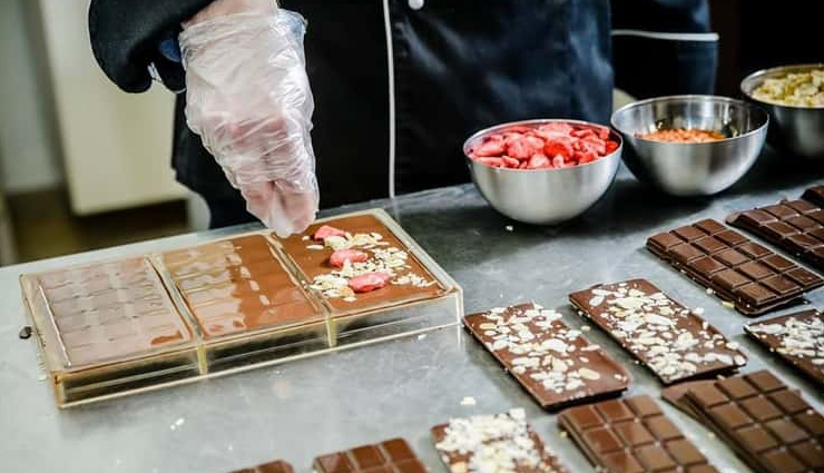 warsaw,poland,places to visit in warsaw,the many museums,palace of culture and science,old town,lazienki park,wedel chocolate factory,polands presidential palace