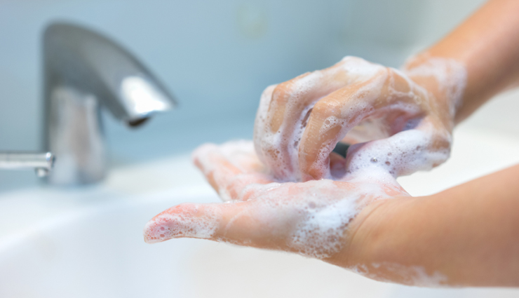 few tips to keep in mind while washing hands