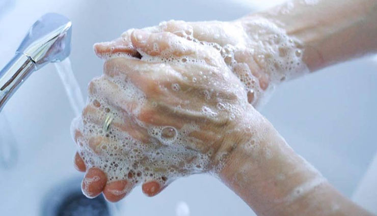 ख़बरदार!! अगर बारिश के दिनों में नहीं करते है ऐसा तो ये गंभीर बीमारियां कभी भी ले सकती है आपको अपनी चपेट में