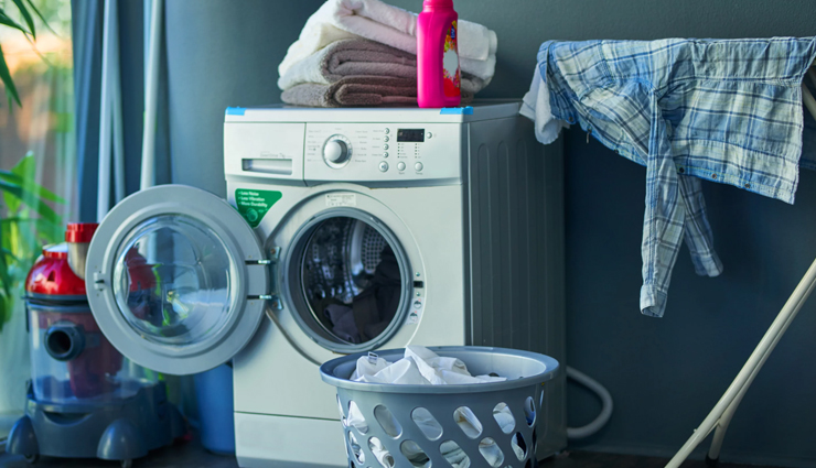 क्या आप भी करते हैं कपड़े धोने के लिए वॉशिंग मशीन का इस्तेमाल, रखें इन बातों का ध्यान 