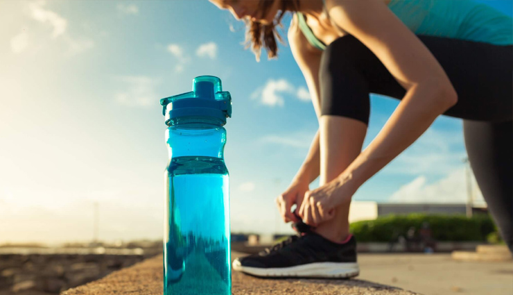 वर्कआउट से पहले पानी और खाने को लेकर हैं कुछ खास नियम, करेंगे पालन तो मिलेगा पूरा फायदा workout,workout rules,exercise,exercise rules,water before exercise,food before exercise,Health,health news,healthy living