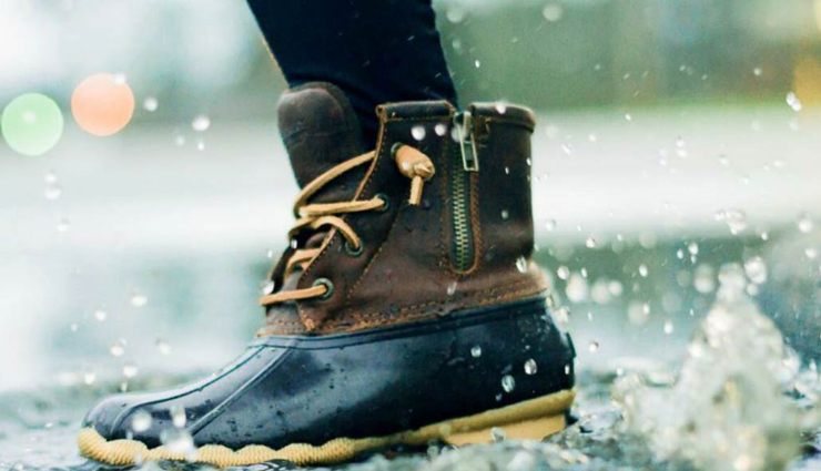 monsoon foot care tips,preventing foot infections during monsoon,keep feet healthy in rainy season,protect feet from monsoon infections,tips to avoid foot infections in monsoon,monsoon foot hygiene guide,prevent fungal infections in rainy season,best practices for foot care in monsoon,avoiding foot problems during rainy season,keep your feet infection-free this monsoon