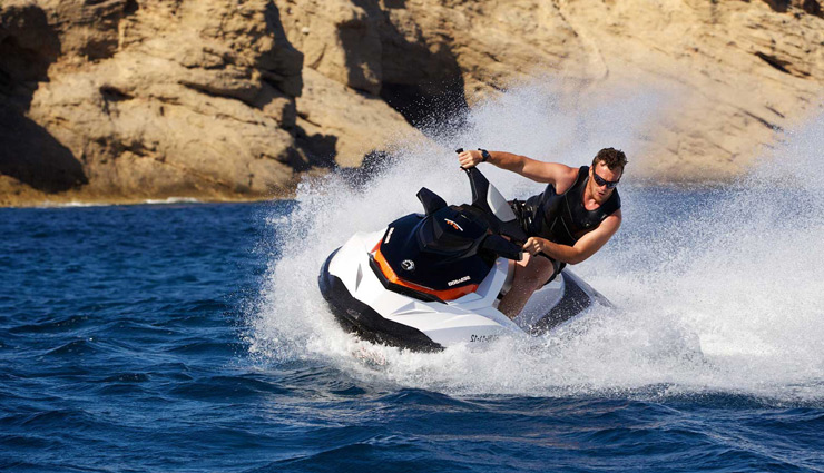 water sports,reasons to try water sports,adventure tips