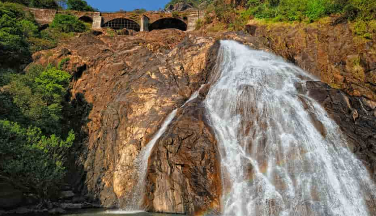 10 Enchanting Waterfalls in Goa