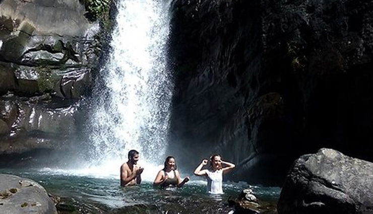 himachal pradesh travel must-dos,best experiences in himachal pradesh,top attractions in himachal pradesh,himachal pradesh adventure activities,explore himachal pradesh highlights,himachal pradesh tourist spots,things to see in himachal pradesh,himachal pradesh travel essentials,himachal pradesh cultural experiences,himachal pradesh natural wonders