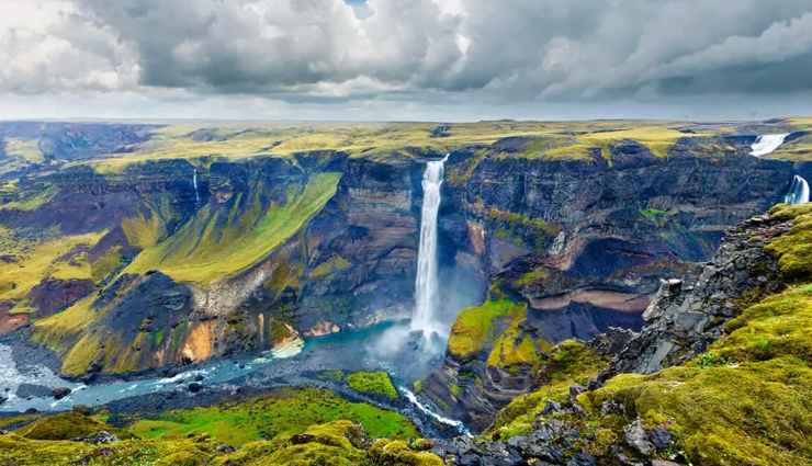 must-see iceland waterfalls,top icelandic waterfall destinations,unforgettable waterfalls in iceland,best falls to visit in iceland,iceland iconic waterfall spots,icelandic waterfall exploration,discovering iceland best falls,chasing waterfalls in iceland,spectacular iceland waterfall sights,iceland travel waterfalls guide,iceland scenic cascades,waterfall wonders of iceland,icelandic falls worth visiting,best waterfalls in iceland,iceland natural wonders,exploring iceland cascades,majestic icelandic falls,picturesque iceland waterfalls,iceland stunning waterfall views,famous waterfalls in iceland