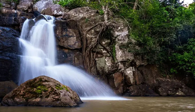 waterfalls in odisha,odisha,places to visit in odisha,khandadhar falls,sundagarh,barehipani falls,mayurbhanj,duduma waterfalls,koraput,khandadhar falls,kendujhar,joranda falls,mayurbhanj