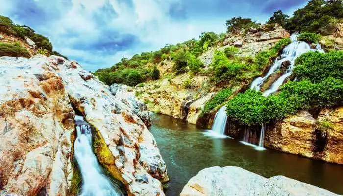 waterfalls near bangalore,waterfalls,waterfalls  in india,bangalore,muthyala maduvu,mekedatu and sangama,chunchi falls,shivanasamudra falls,balmuri falls