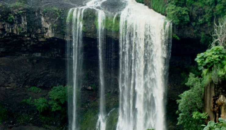 waterfalls of madhya pradesh,madhya pradesh,bahuti falls,rewa,chachai falls,rewa,keoti falls,rewa,rajat prapat,hoshangabad,patalpani waterfall,indore