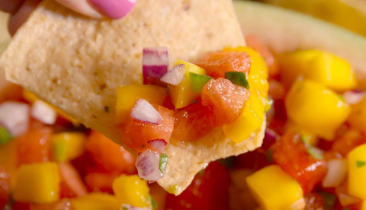 watermelon salsa recipe,refreshing salsa,summer salsa,watermelon recipes,fresh salsa,homemade salsa,easy salsa recipe,healthy appetizers,summer party food,fruit salsa