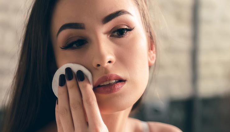 beauty tips,beauty tips in hindi,makeup tips,makeup tips in hindi,waterproof makeup,makeup for rainy days