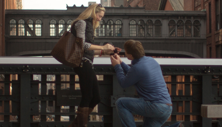 प्यार करना जितना आसान हैं, उतना ही मुश्किल है इसका इजहार, लें इन तरीकों की मदद love,love affair,proposal tips