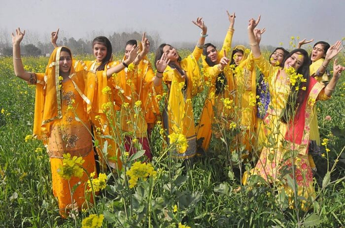 vasant panchami 2019,wearing yellow on vasant panchami,astrology tips,basant panchami