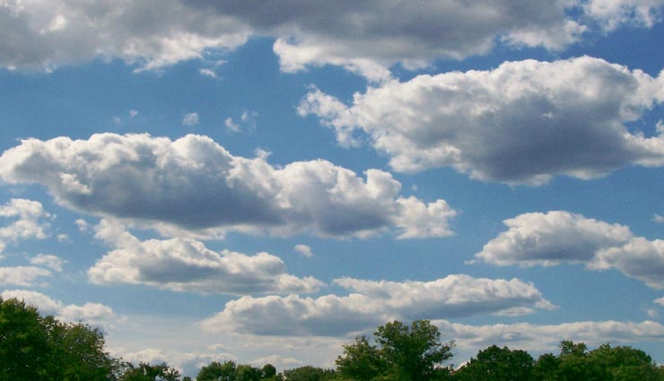 जयपुर : हल्की बूंदाबांदी के साथ चली धूलभरी आंधी, तेज गर्मी से मिली मामूली राहत