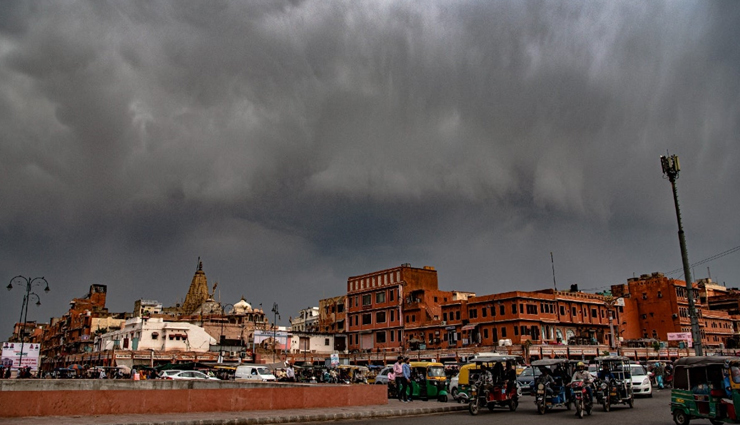 राजस्थान में दिखा पश्चिमी विक्षोभ का असर, भारी बारिश होने के साथ ही बढ़ी ठिठुरन